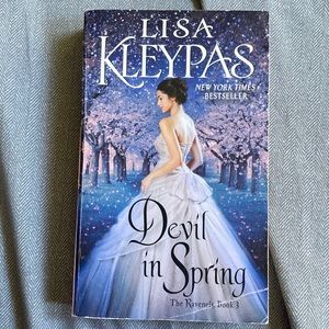 A Lisa Kleypas Novel